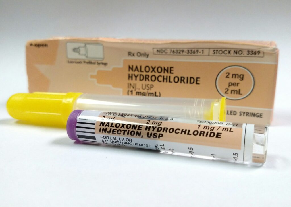 Nalokson (Narcan) ile aşırı doz müdahalesine ilişkin temsili görsel.