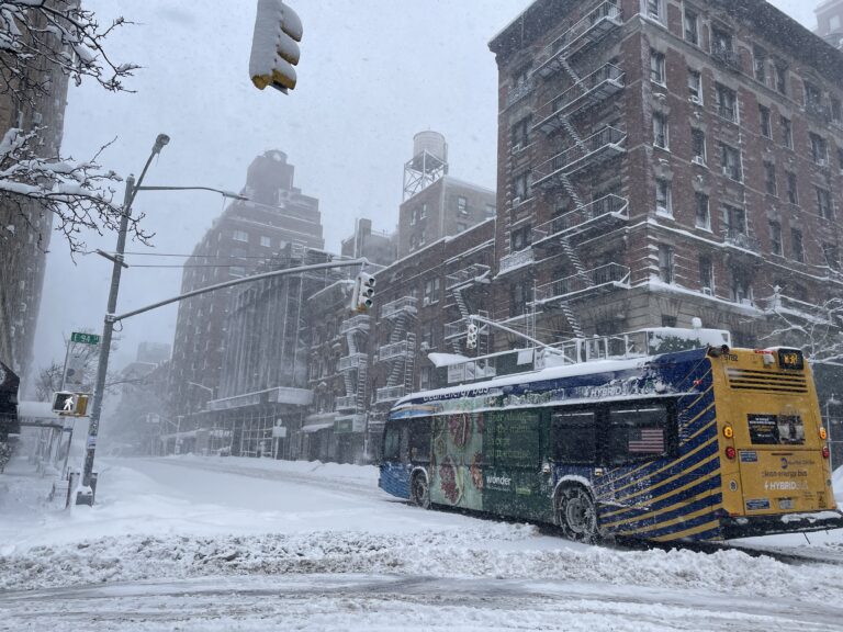Manhattan’da Lexington Avenue üzerinde MTA otobüsü (temsili).