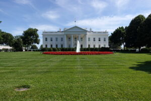Washington DC’de Beyaz Saray (renkli, temsili).