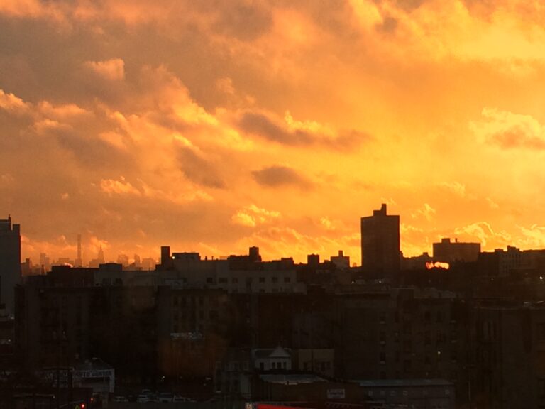 Bronx’tan Manhattan silüetine bakış (temsili).