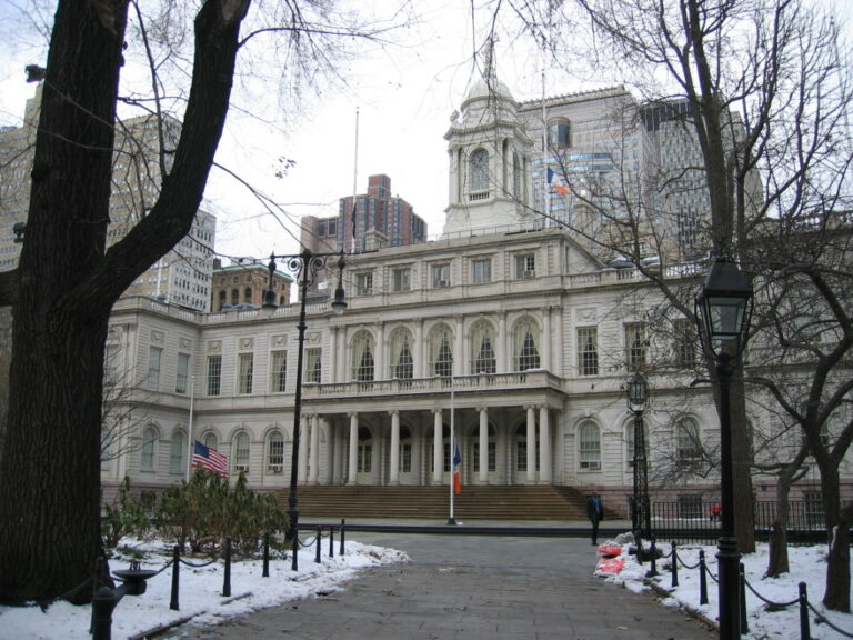 New York City Hall binası (temsili).