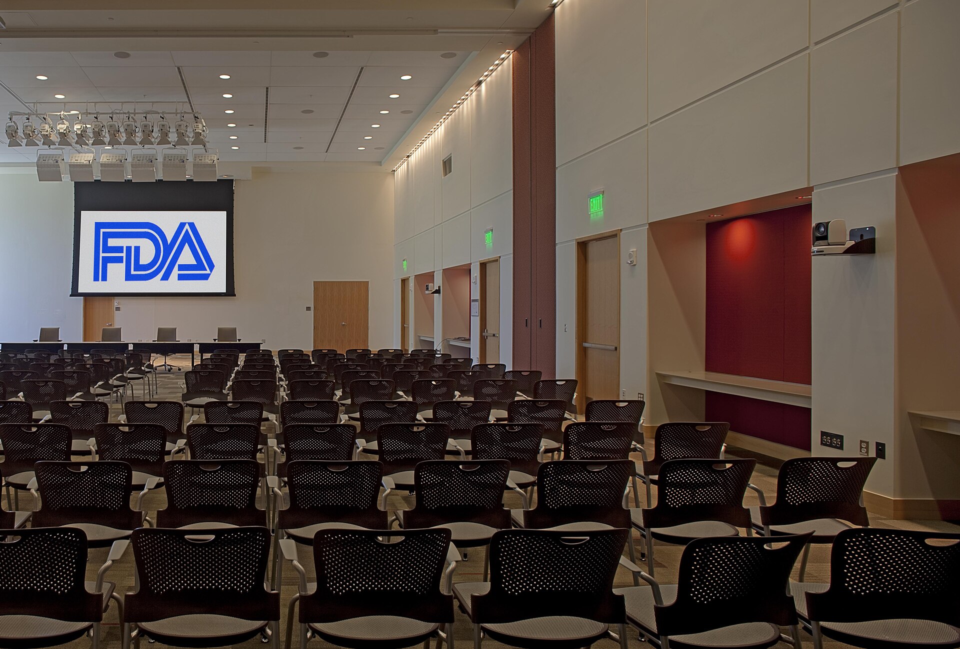 Maryland'deki FDA White Oak kampusunde Building 31 ic mekanini gosteren temsili gorsel