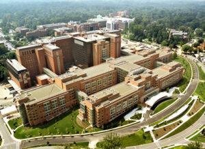 Bethesda'daki NIH Clinical Center Building 10 binasını gösteren temsili görsel